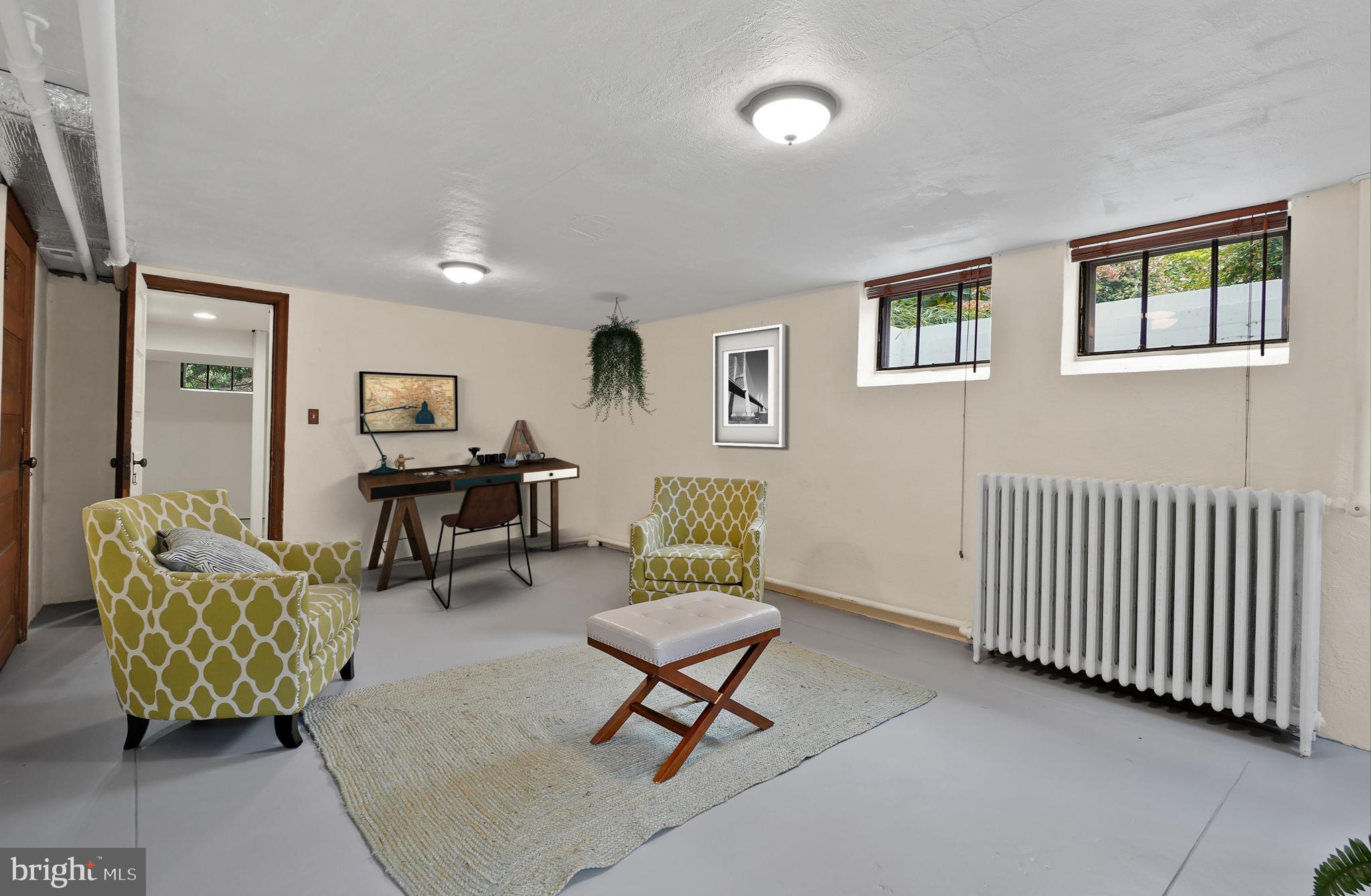 5 Wessex Road Silver Spring, MD 20910 - Photo 28 of 35 Bright Family Room