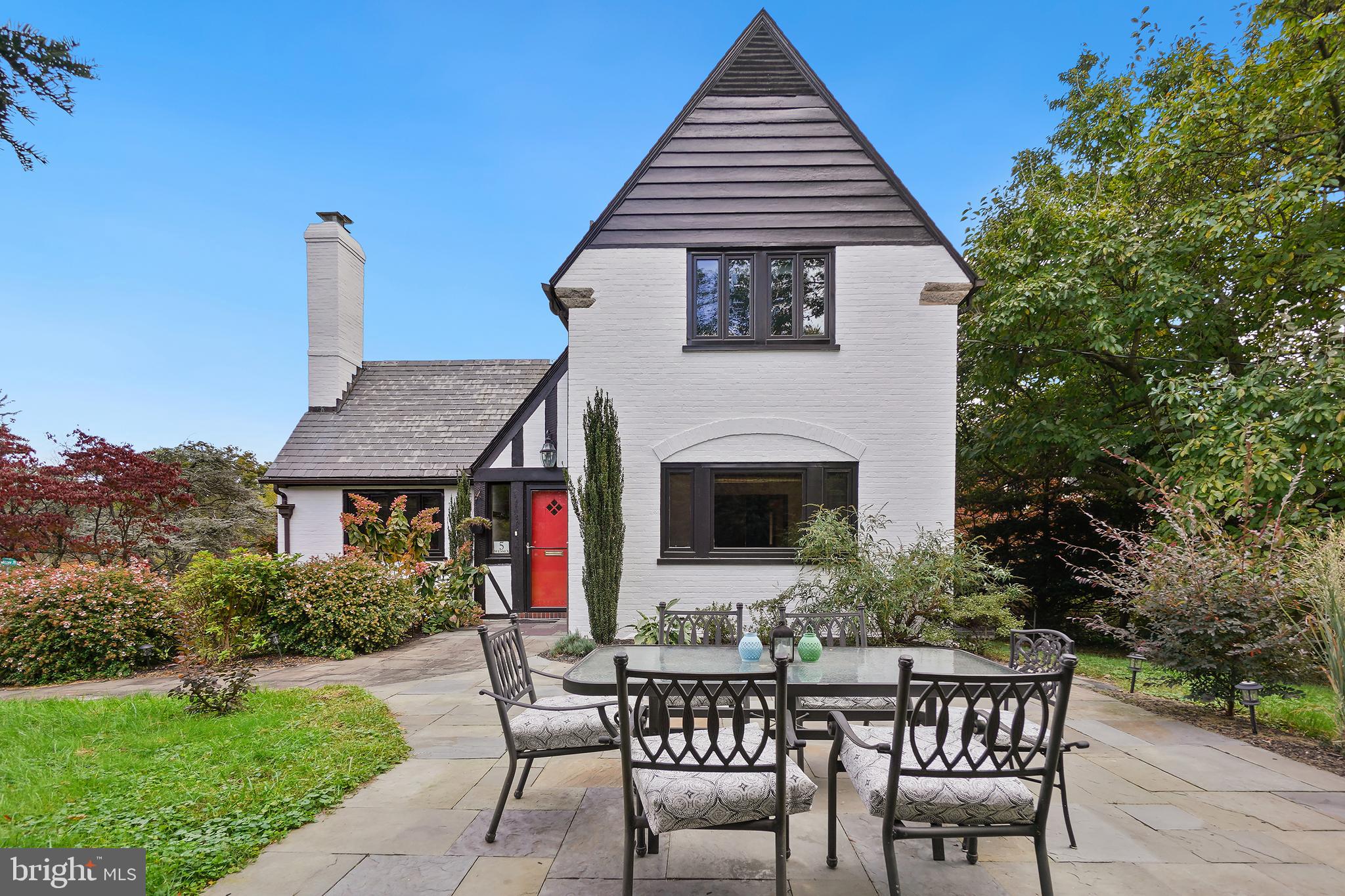 5 Wessex Road Silver Spring, MD 20910 - Photo 3 of 35 Enchanting Tudor with a Front Patio