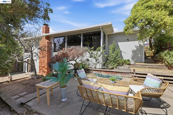 $998,000 | 1649 Julian Drive, El Cerrito, CA 94530