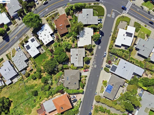 $998,000 | 1649 Julian Drive, El Cerrito, CA 94530
