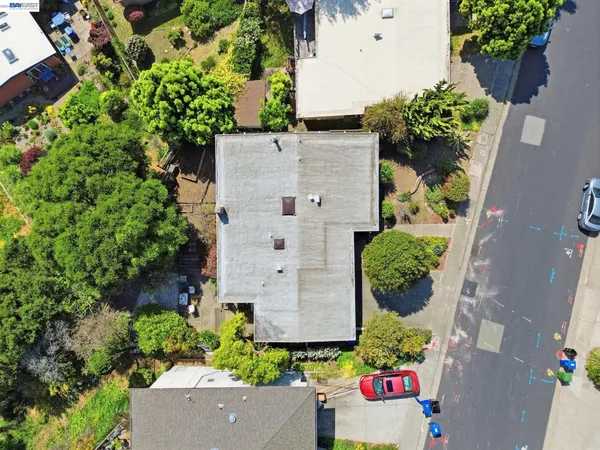 $998,000 | 1649 Julian Drive, El Cerrito, CA 94530