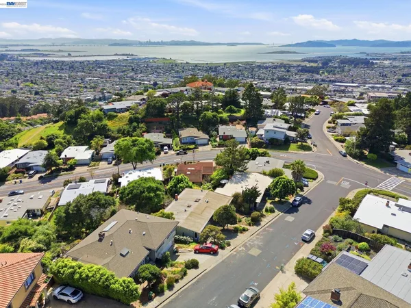 $998,000 | 1649 Julian Drive, El Cerrito, CA 94530