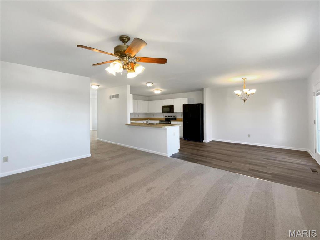 909 Union Place Herculaneum, MO 63048 - Photo 2 of 22