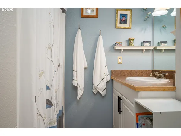 $725,000 | 1963 Southwest Myers Place, Gresham, OR 97080