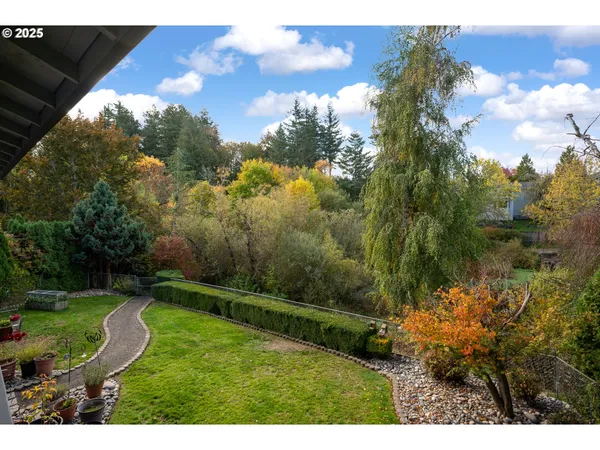 $725,000 | 1963 Southwest Myers Place, Gresham, OR 97080