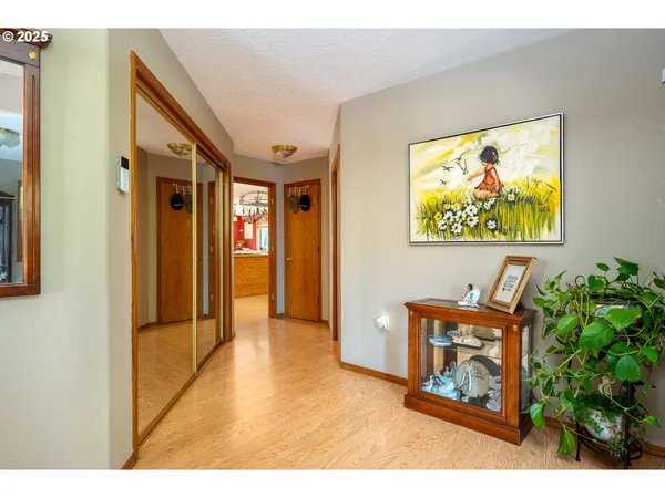 $725,000 | 1963 Southwest Myers Place, Gresham, OR 97080