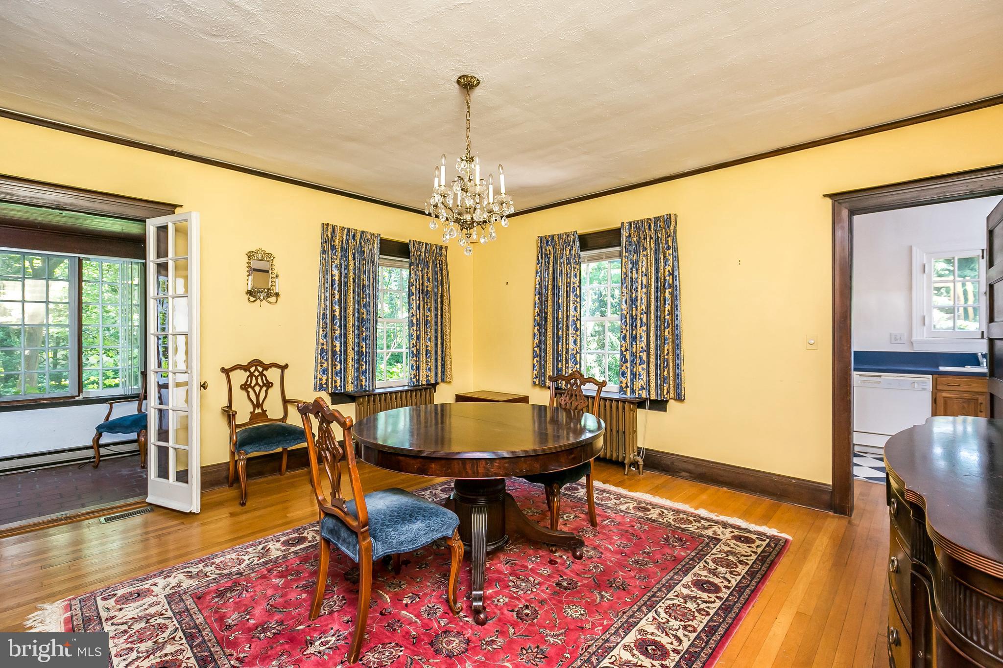 320 Suffolk Road Baltimore, MD 21218 - Photo 14 of 45 Gallery Image 14