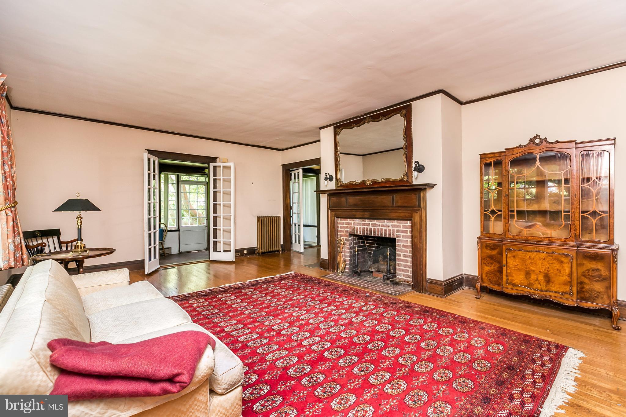 320 Suffolk Road Baltimore, MD 21218 - Photo 7 of 45 Gallery Image 7