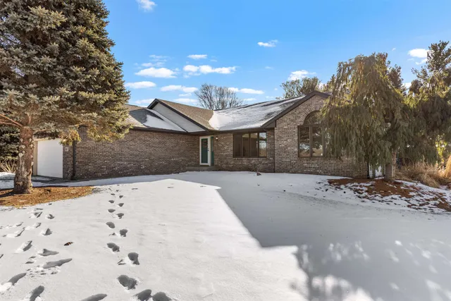 $319,860 | 7467 McCurry Road, Roscoe, IL 61073