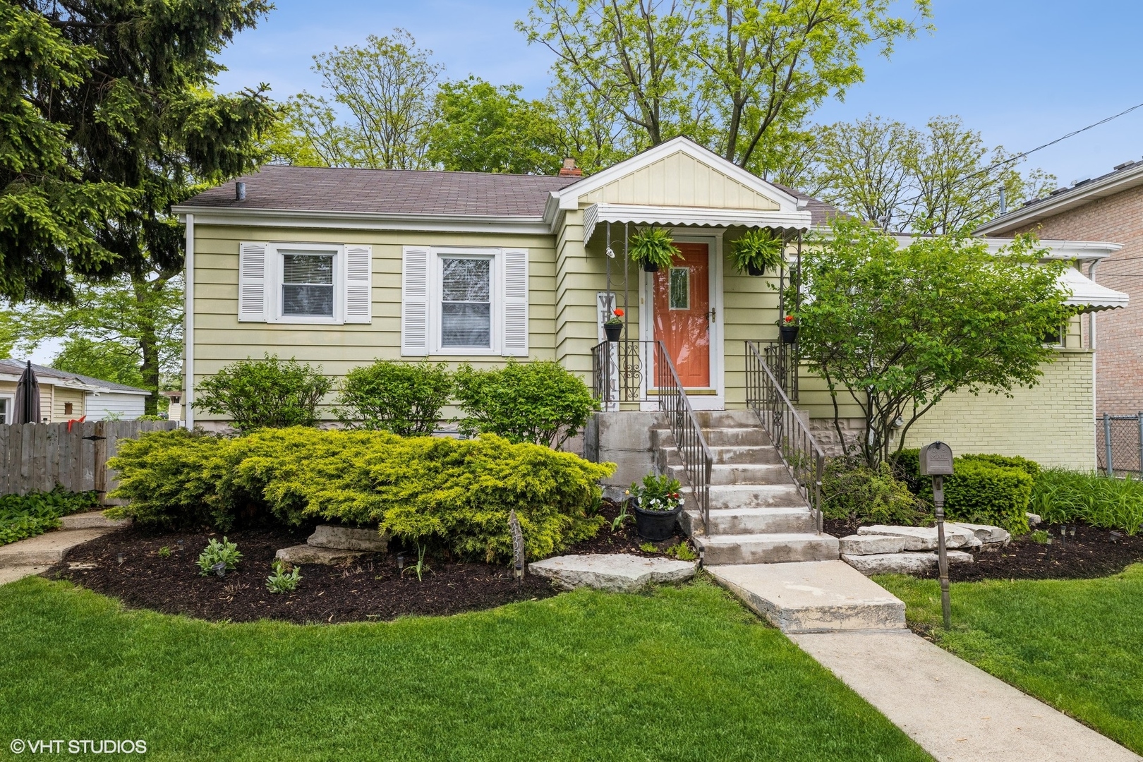 4331 Forest Avenue Brookfield, IL 60513 - Photo 1 of 15 a front view of a house with garden