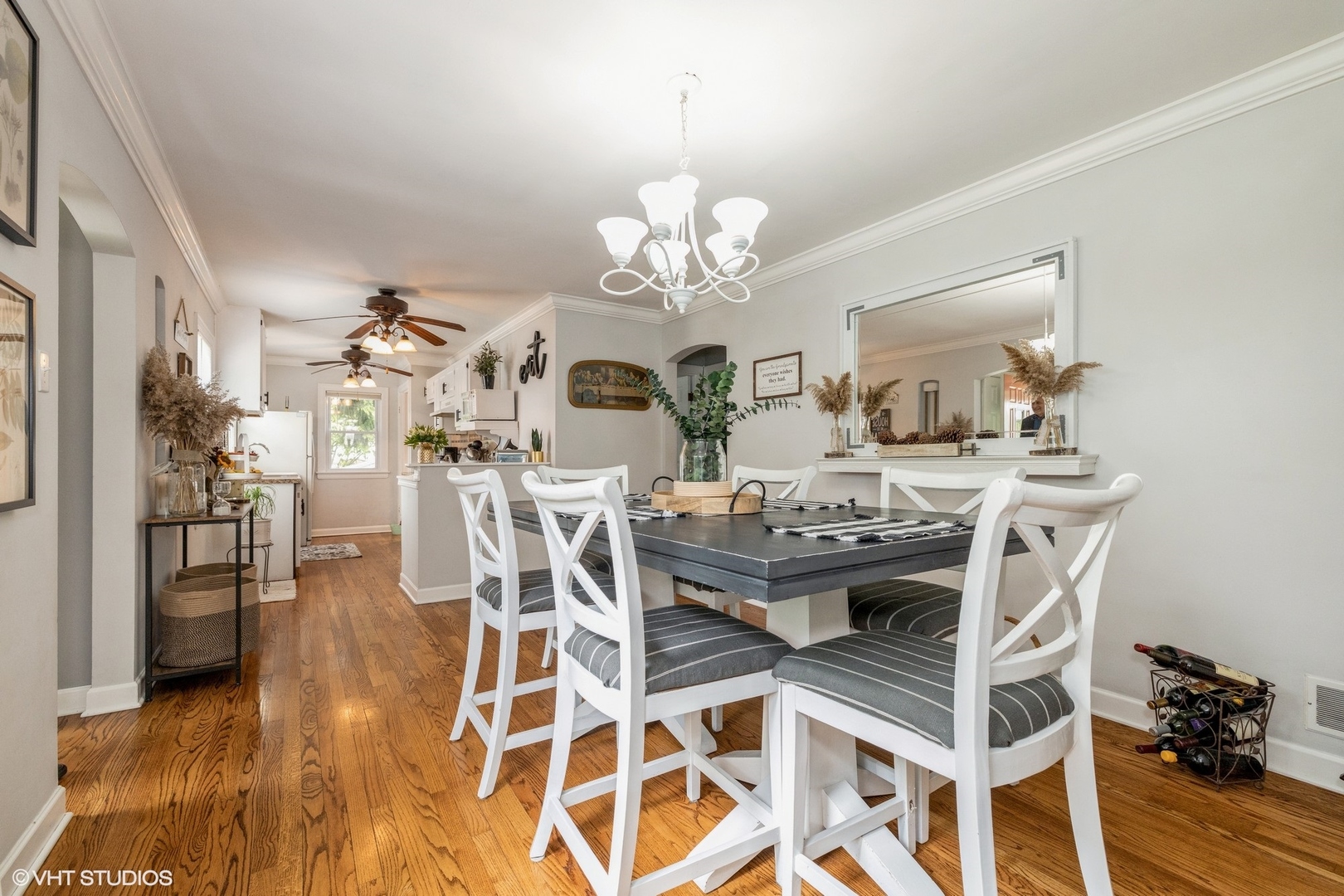 4331 Forest Avenue Brookfield, IL 60513 - Photo 4 of 15 a view of a dining room with furniture and wooden floor