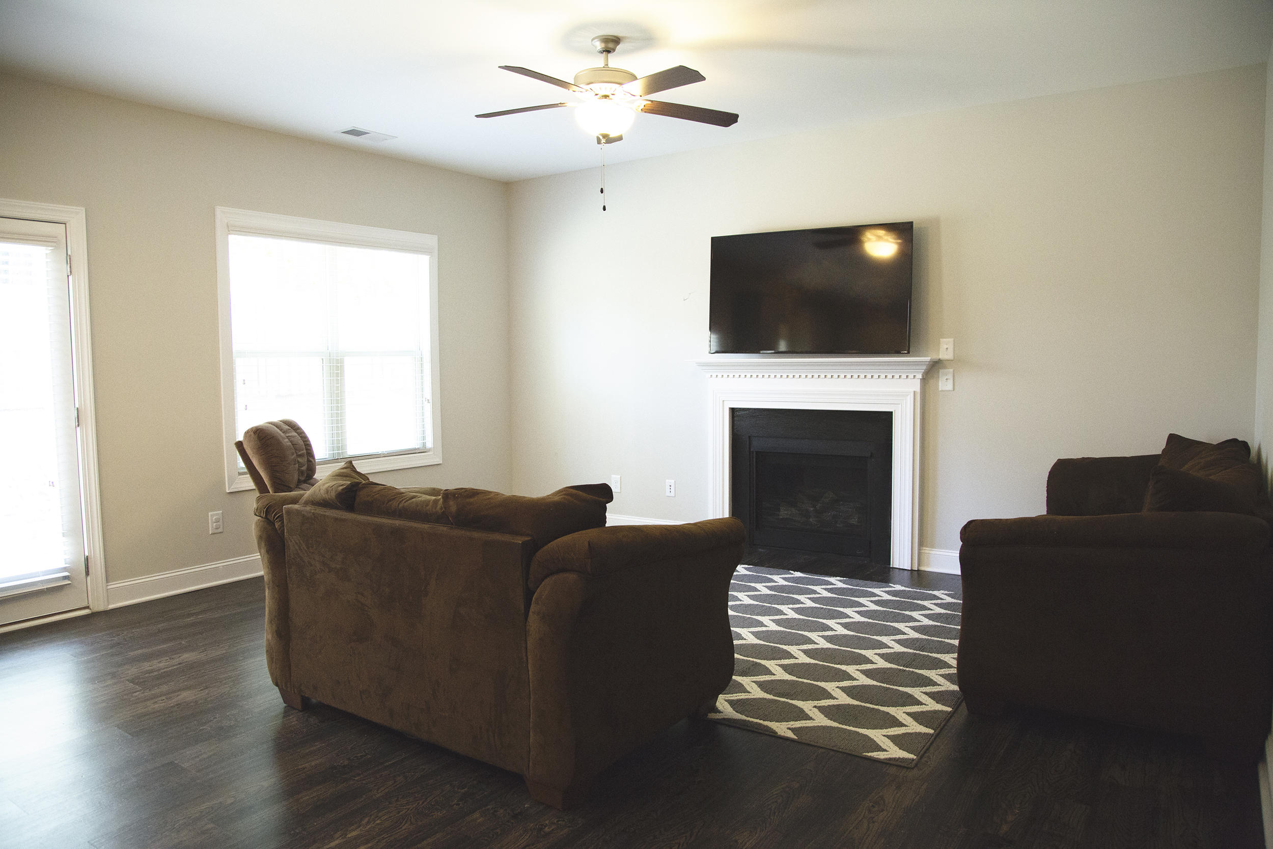 4085 Murdocksville Road Pinehurst, NC 27376 - Photo 2 of 50 Living 1