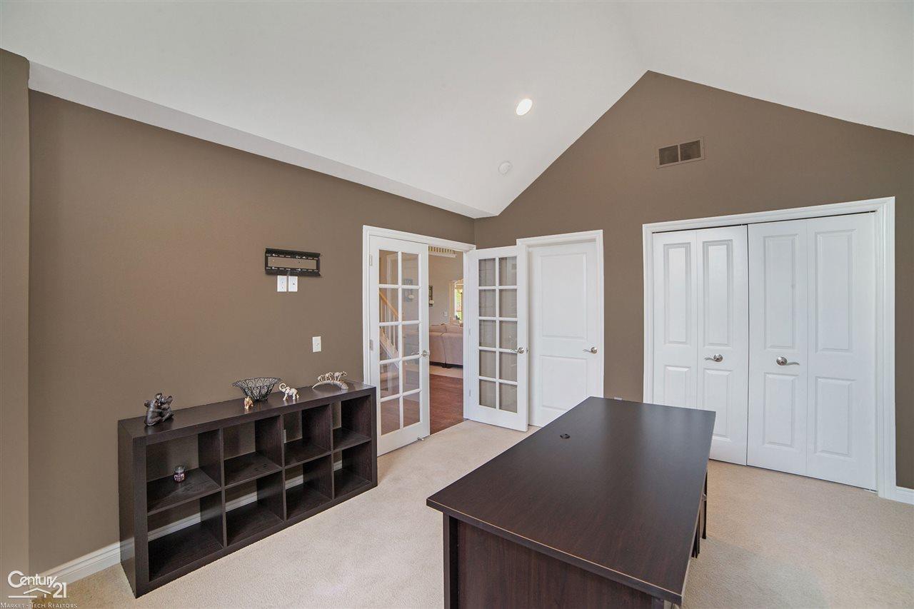 49533 Ishpeming Drive Chesterfield, MI 48047 - Photo 13 of 32