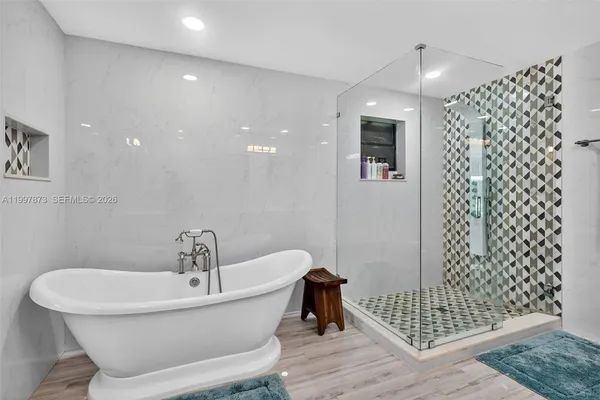 $925,000 | 8860 Southwest 49th Court, Cooper City, FL 33328