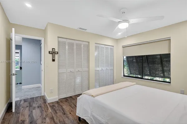 $925,000 | 8860 Southwest 49th Court, Cooper City, FL 33328