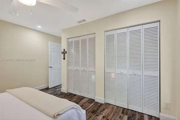 $925,000 | 8860 Southwest 49th Court, Cooper City, FL 33328