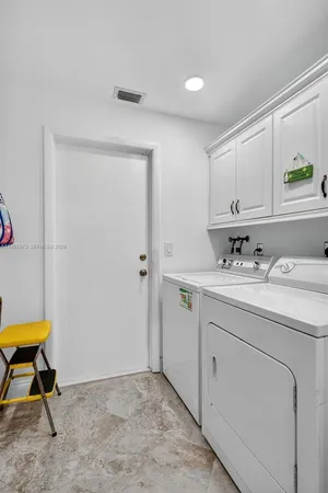 $925,000 | 8860 Southwest 49th Court, Cooper City, FL 33328