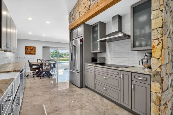 $925,000 | 8860 Southwest 49th Court, Cooper City, FL 33328