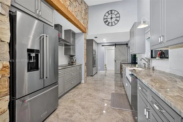 $925,000 | 8860 Southwest 49th Court, Cooper City, FL 33328