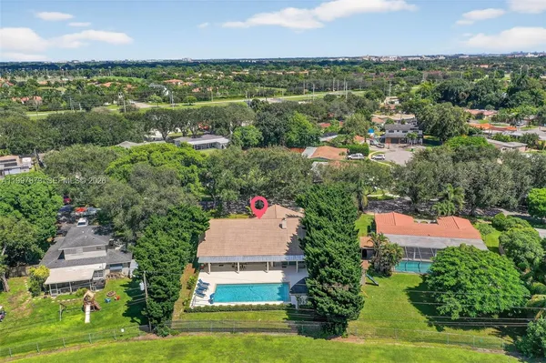 $925,000 | 8860 Southwest 49th Court, Cooper City, FL 33328