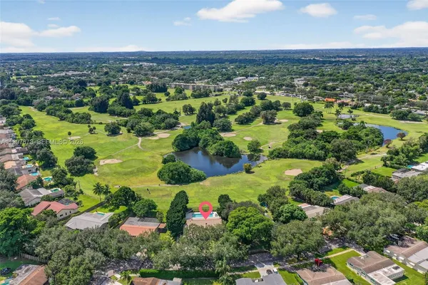$925,000 | 8860 Southwest 49th Court, Cooper City, FL 33328