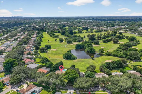 $925,000 | 8860 Southwest 49th Court, Cooper City, FL 33328