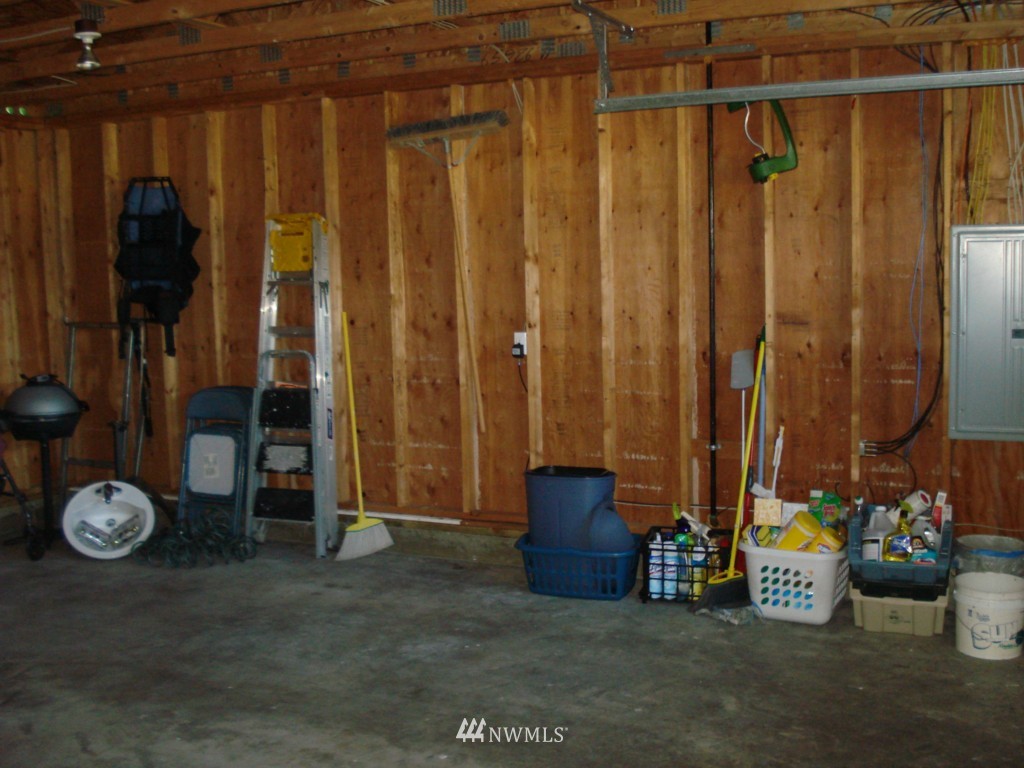 7325 187th Court Southwest Rochester, WA 98579 - Photo 9 of 9