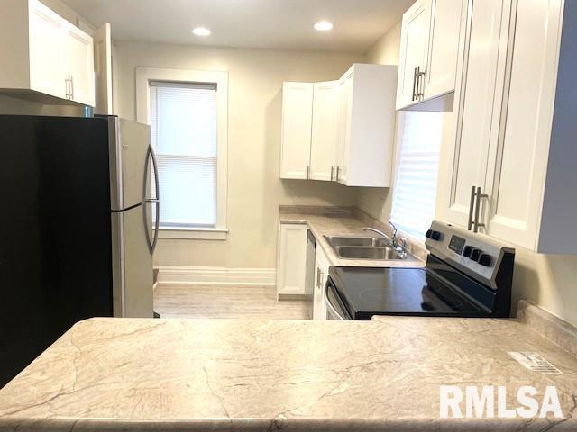 930 North 8th Street Springfield, IL 62702 - Photo 12 of 23