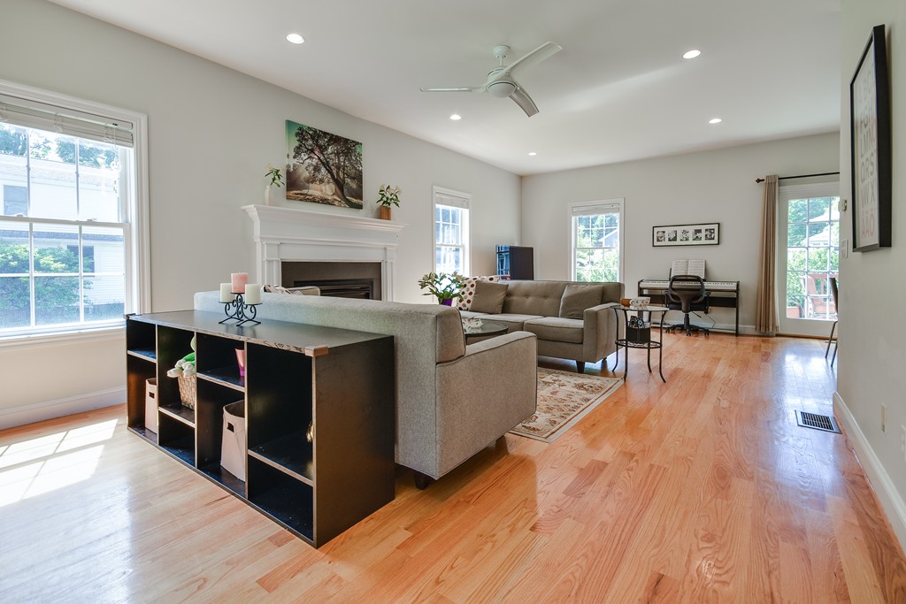 15 Hammond Road Natick, MA 01760 - Photo 4 of 25 Gallery Image 4