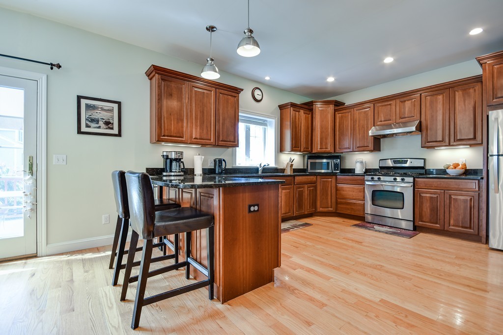 15 Hammond Road Natick, MA 01760 - Photo 8 of 25 Gallery Image 8