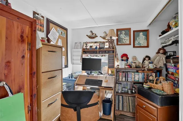 $126,900 | 18316 Crooked Lane, Lutz, FL 33548