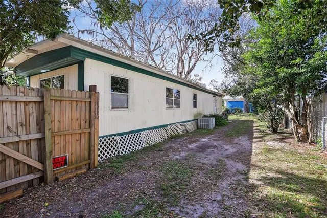 $126,900 | 18316 Crooked Lane, Lutz, FL 33548