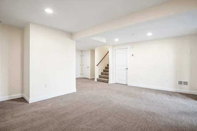 $1,100,000 | 16 Winning Farm Road, Unit 16, Woburn, MA 01801