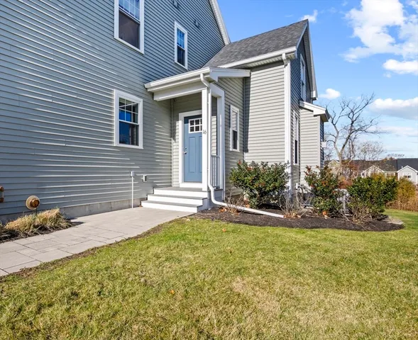 $1,100,000 | 16 Winning Farm Road, Unit 16, Woburn, MA 01801