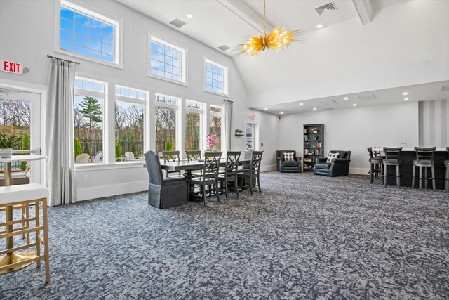 $1,100,000 | 16 Winning Farm Road, Unit 16, Woburn, MA 01801