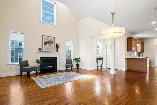 $1,100,000 | 16 Winning Farm Road, Unit 16, Woburn, MA 01801