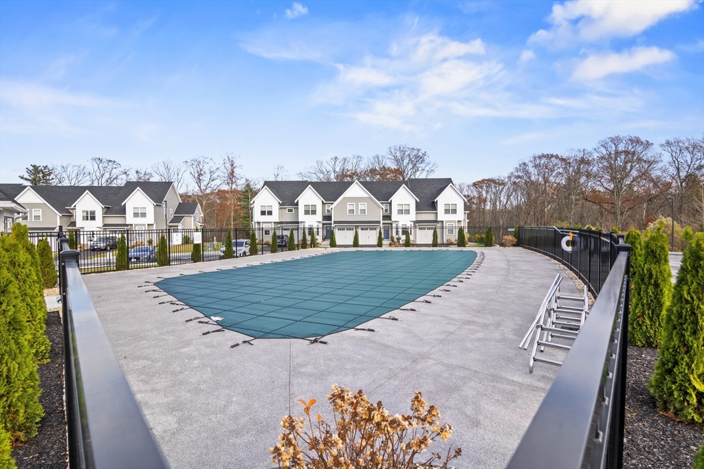 16 Winning Farm Road, Unit 16 Woburn, MA 01801 - Photo 42 of 42 a view of a city