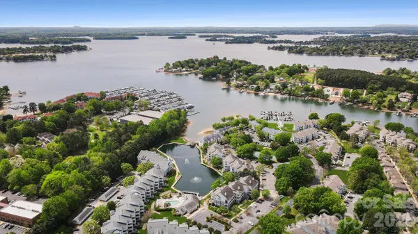 $1,100,000 | 18724 Nautical Drive, Cornelius, NC 28031