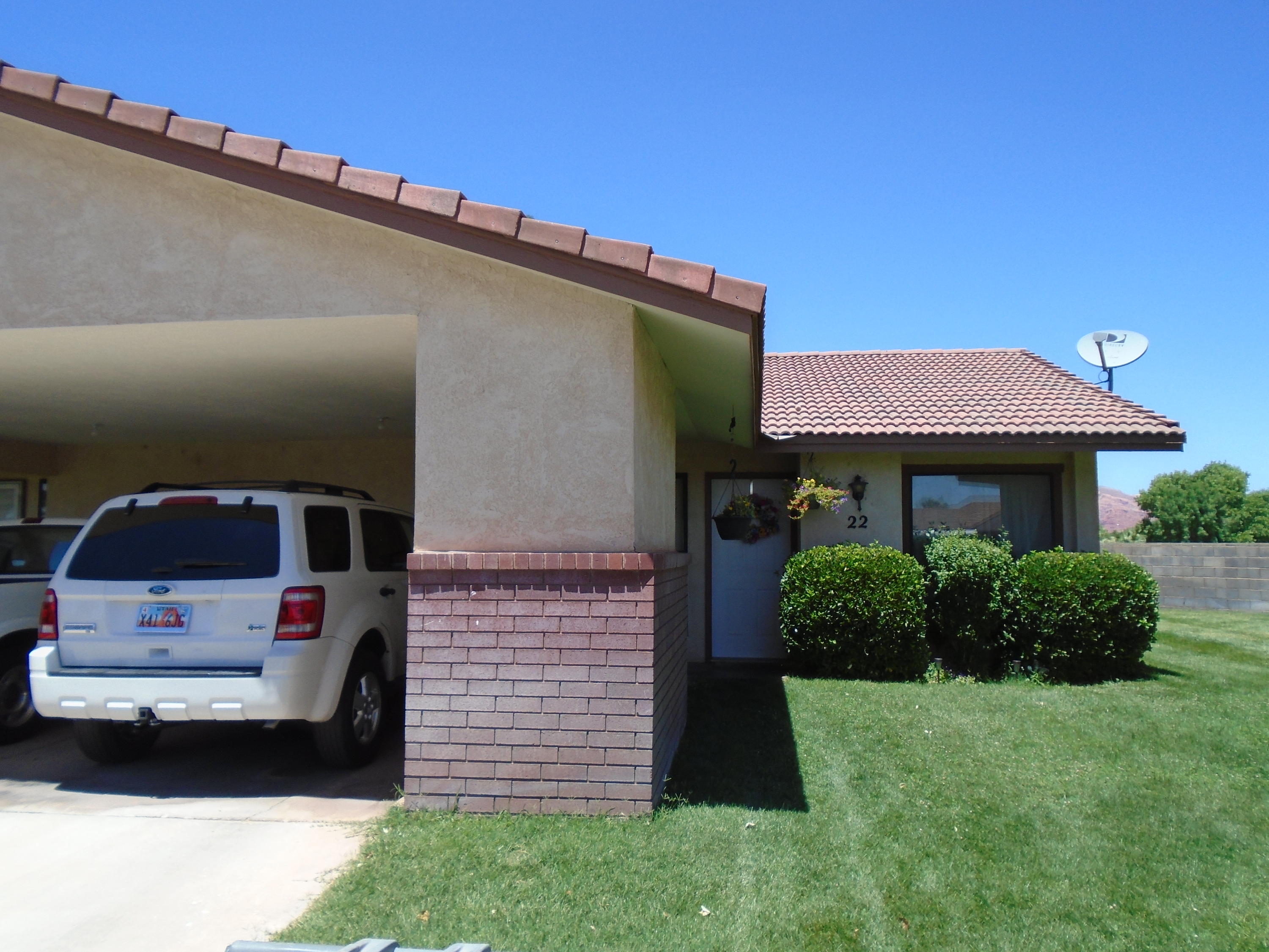 1075 North 1400th Street, Unit 22 St. George, UT 84770 - Photo 1 of 1 front