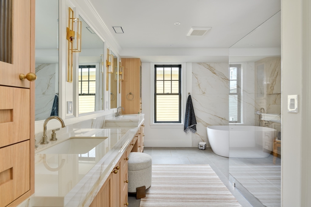 74 Hammond Street Cambridge, MA 02138 - Photo 17 of 36