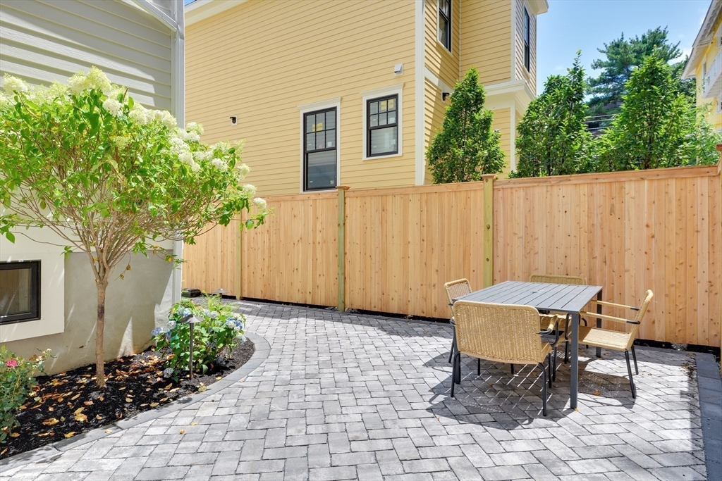 74 Hammond Street Cambridge, MA 02138 - Photo 34 of 36
