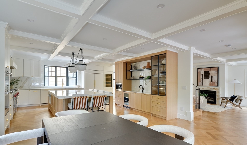 74 Hammond Street Cambridge, MA 02138 - Photo 6 of 36