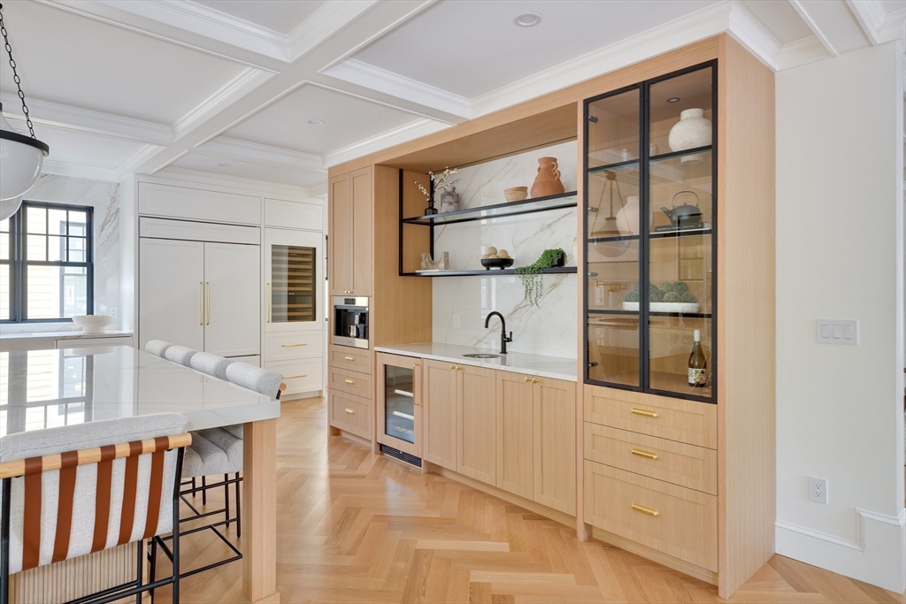 74 Hammond Street Cambridge, MA 02138 - Photo 7 of 36
