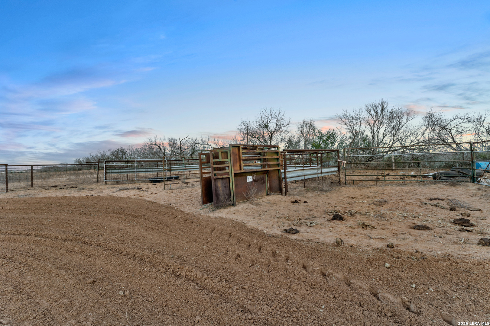 561 Barth Poteet, TX 78065 - Photo 38 of 48
