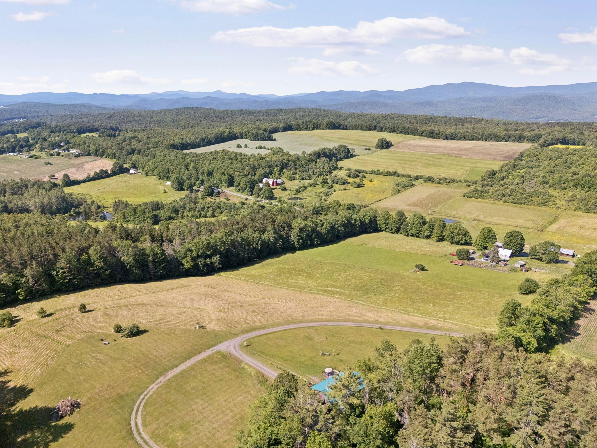 867 East Bethel Road Randolph, VT 05061 - Photo 3 of 38