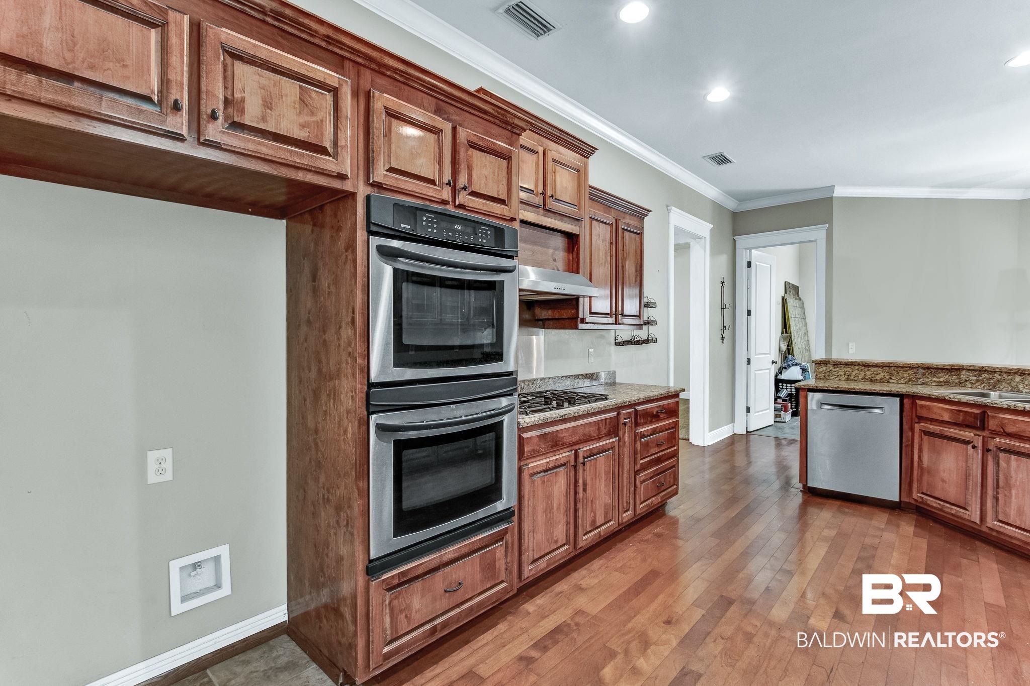 10561 McKenzie Road Fairhope, AL 36532 - Photo 26 of 48 Double Oven