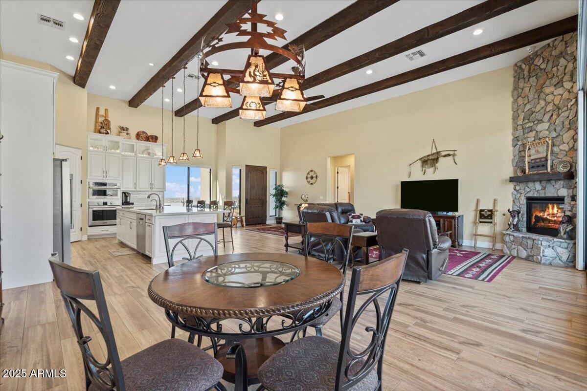 1255 North Holmes Road Apache Junction, AZ 85119 - Photo 58 of 72 Dining area