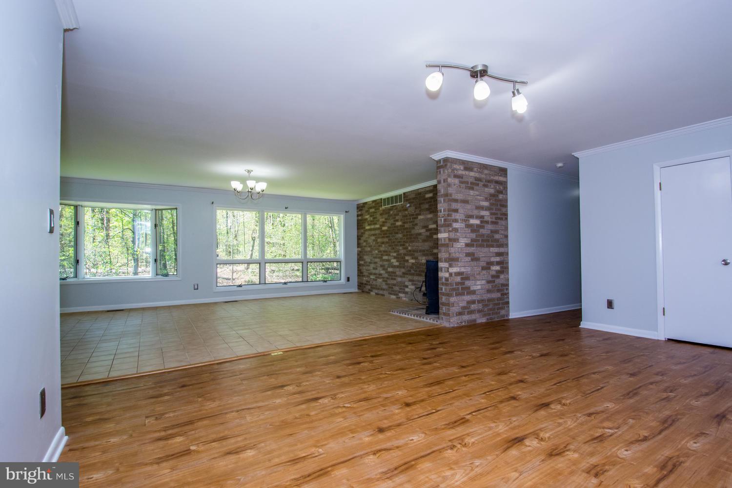8112 Telegraph Road Severn, MD 21144 - Photo 12 of 30 Living Room