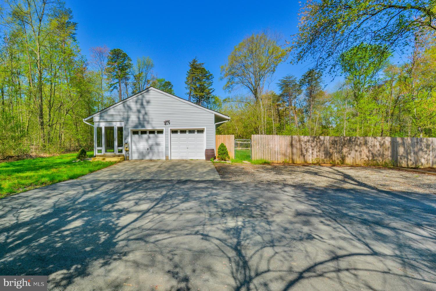 8112 Telegraph Road Severn, MD 21144 - Photo 3 of 30 Exterior (General)