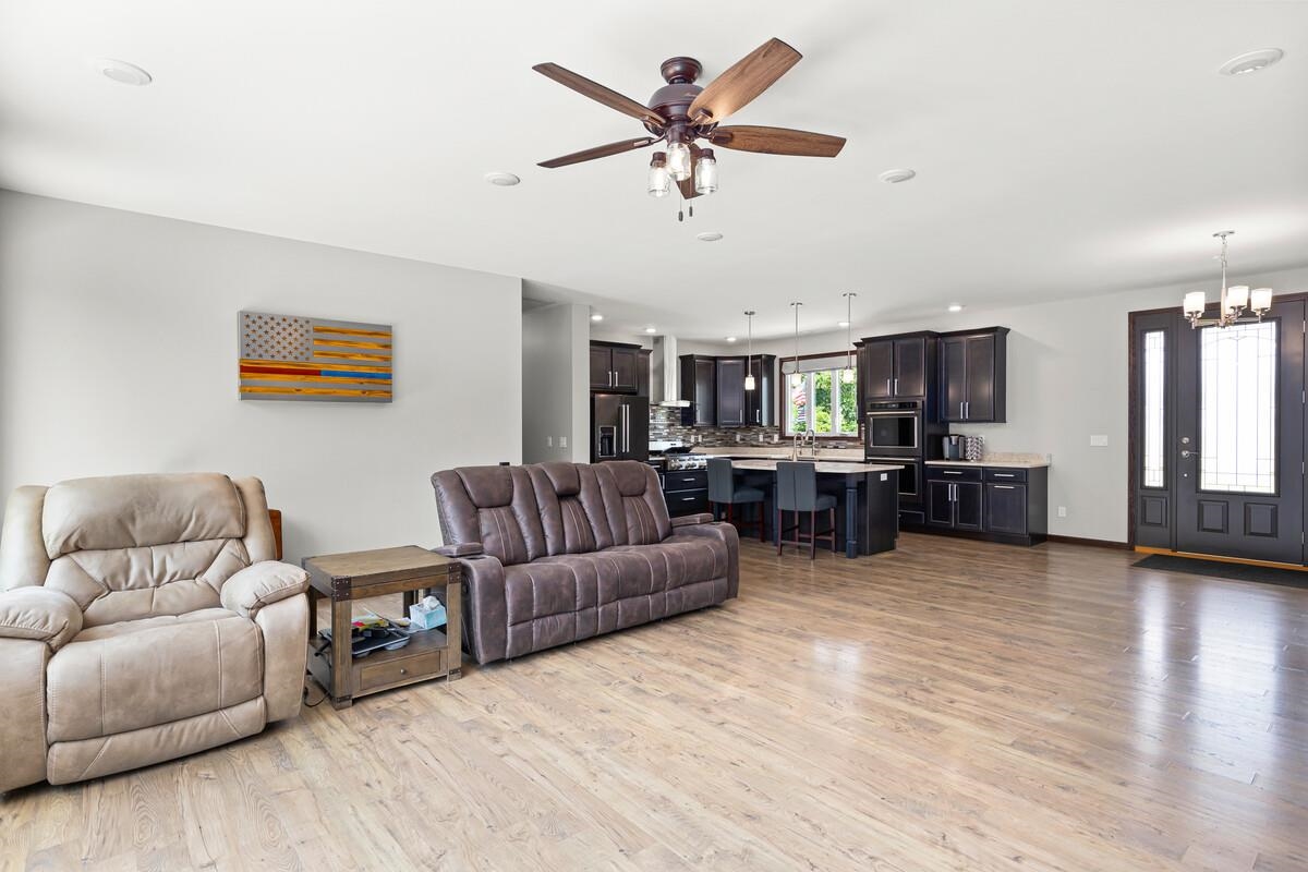 30441 Tyrrell Road Mackinaw, IL 61755 - Photo 11 of 49